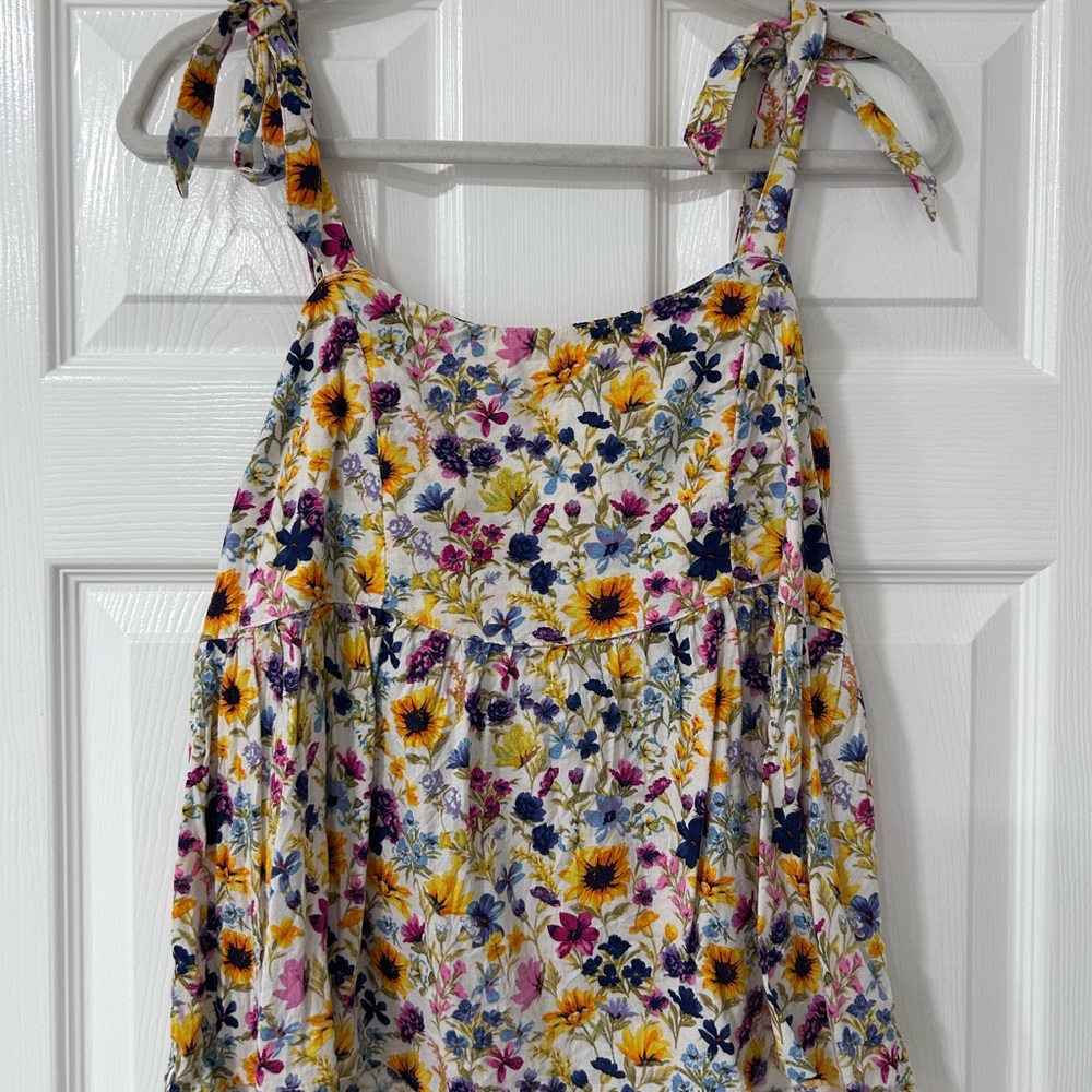 Old Navy Floral Adjustable Side Tie Blouse